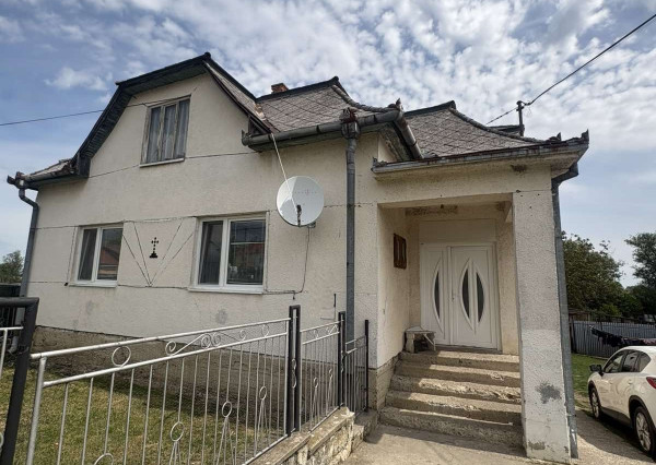ID-4063 NA PREDAJ Rodinný dom - HRČEĽ