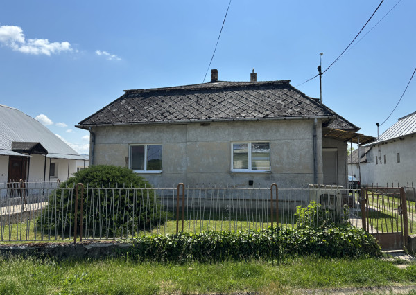 ID-4116 NA PREDAJ Rodinný dom – DRAHŇOV
