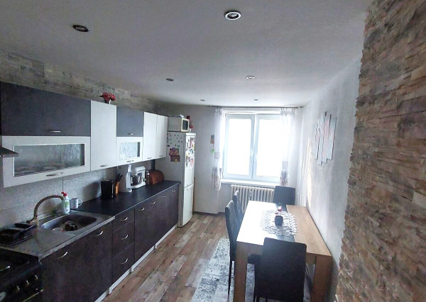 ID-4159 NA PREDAJ Pekný 3-izbový byt Vranov nad Topľou