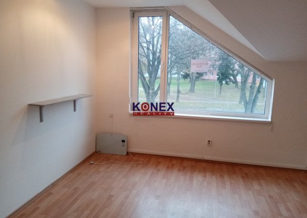 ID-5488 Na prenájom kancelárske / obchodné priestory – ul. Okružná, Michalovce
