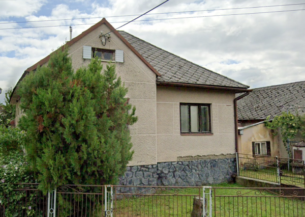 ID-4295 Rodinný dom s veľkým pozemkom v obci Hencovce
