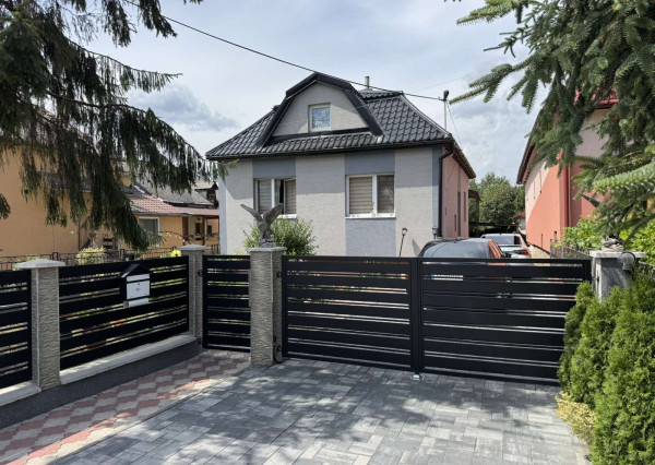 ID-4402 Na predaj zrekonštruovaný rodinný dom v obci Trhovište
