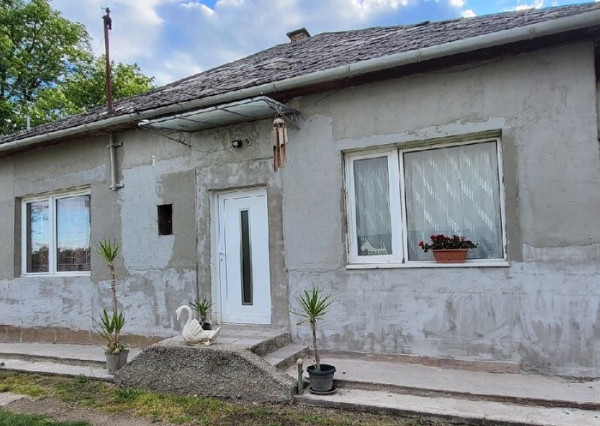 ID-4404 NA PREDAJ Rodinný dom pri Veľkých Kapušanoch