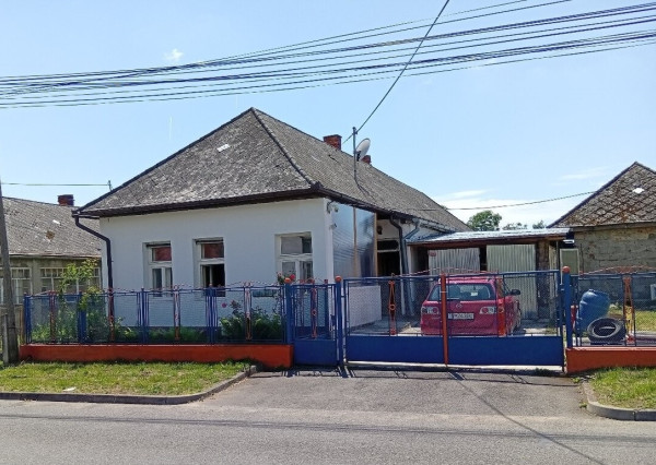 ID-4357 Na predaj rodinný dom v obci Veľký Horeš