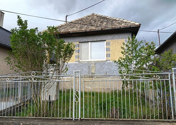 ID-4470 NA PREDAJ – Rodinný dom – VEĽKÉ OZOROVCE