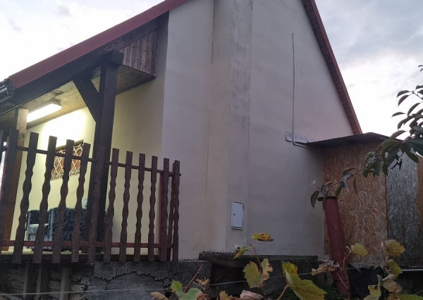 ID-4567 NA PREDAJ Chatka s vinicou - VINIČKY