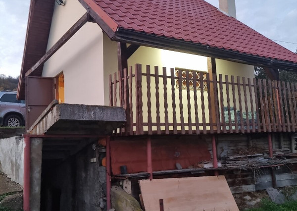 ID-4567 NA PREDAJ Chatka s vinicou - VINIČKY