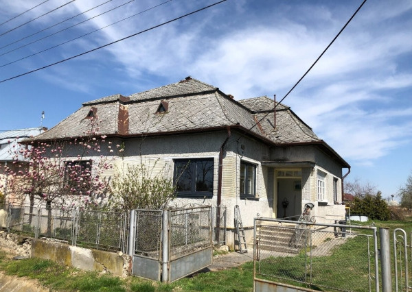 ID-4593 VÝHODNÁ PONUKA – Rodinný dom VEĽKÉ RAŠKOVCE