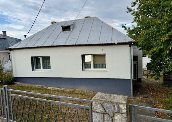 ID-4618 NA PREDAJ – Rodinný dom v blízkosti Humenného - Víťazovce