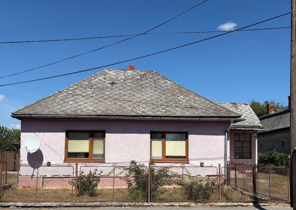ID-4699 SUPER NOVINKA - Rodinný dom v obci BORŠA