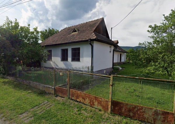 ID-4760 NA PREDAJ Rodinný dom na rekonštrukciu - BAČKOV