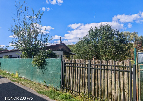 ID-4771 ZÁHRADNÝ POZEMOK 610 m² S MUROVANOU CHATKOU - Veľký Šariš