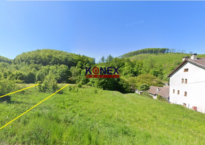 NA PREDAJ – Pozemok (286 m2) v obci Zlatá Baňa