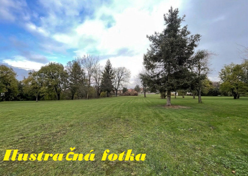 ID-4849 NA PREDAJ stavebný pozemok pri centre MICHALOVIEC (10 á)
