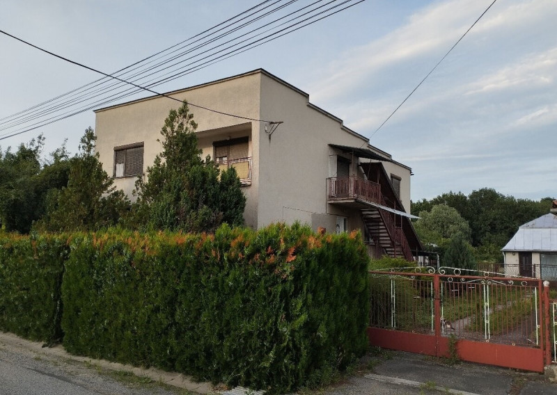 ID-4897 NA PREDAJ Priestranný rodinný dom v obci Malý Horeš