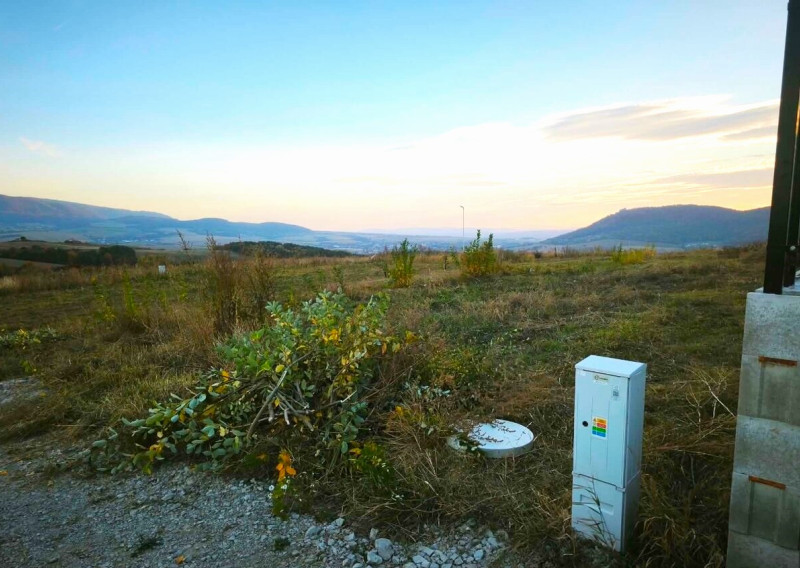 ID-4974 POZEMOK NA VÝSTAVBU - obec PODHORANY pri Prešove