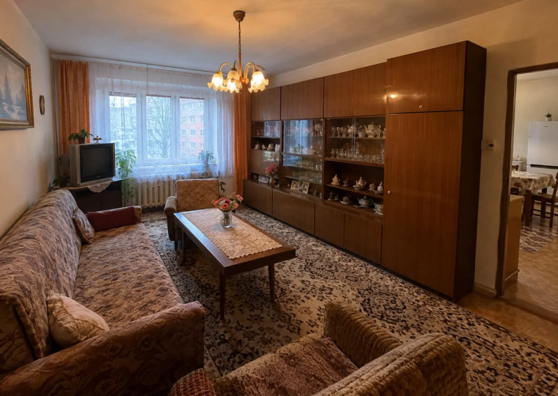 ID-4009 NA PREDAJ Zachovalý 2-izbový byt SNINA