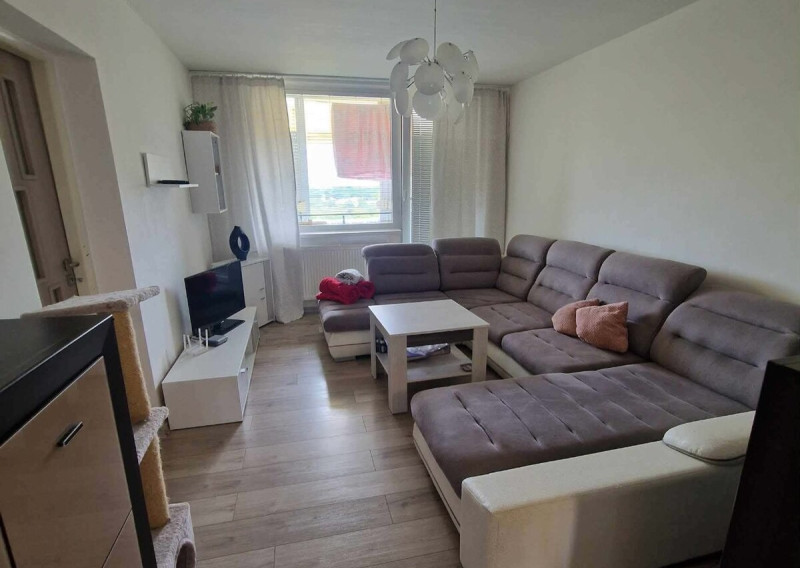 ID-4853 NA PREDAJ Pekný 3,5-izbový byt s garážou a záhradkou POZDIŠOVCE