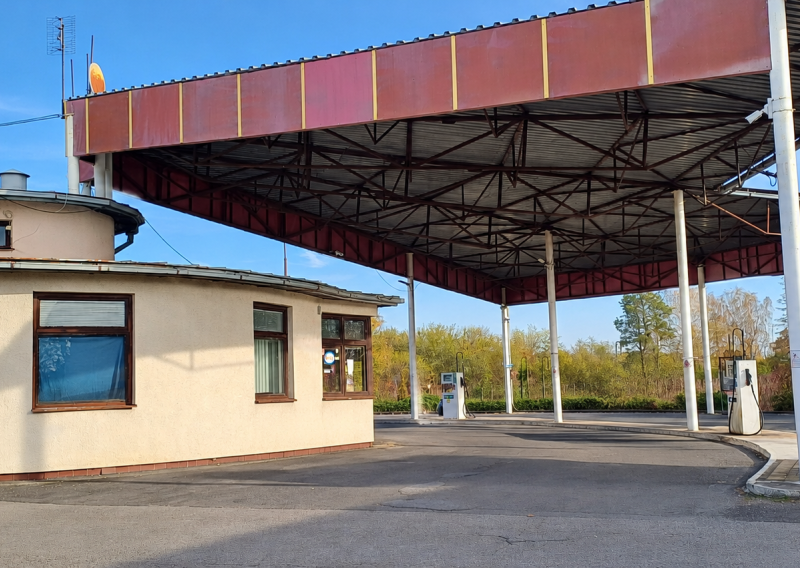 ID-5049 NA PREDAJ: Čerpacia stanica pohonných hmôt s pozemkom 2 032 m² – investičná príležitosť
