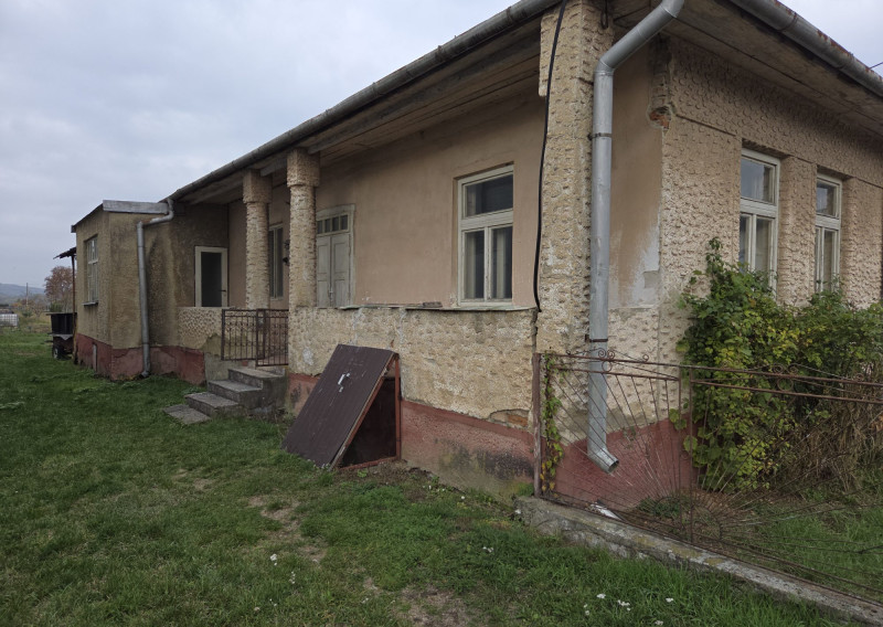 ID-5080 NA PREDAJ Gazdovský rodinný dom - JASENOV
