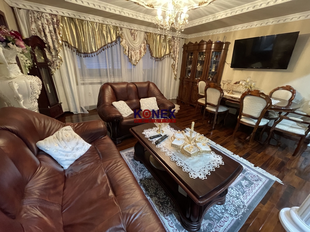 Luxusný kompletne rekonštruovaný 4-izbový byt v Trebišove. foto