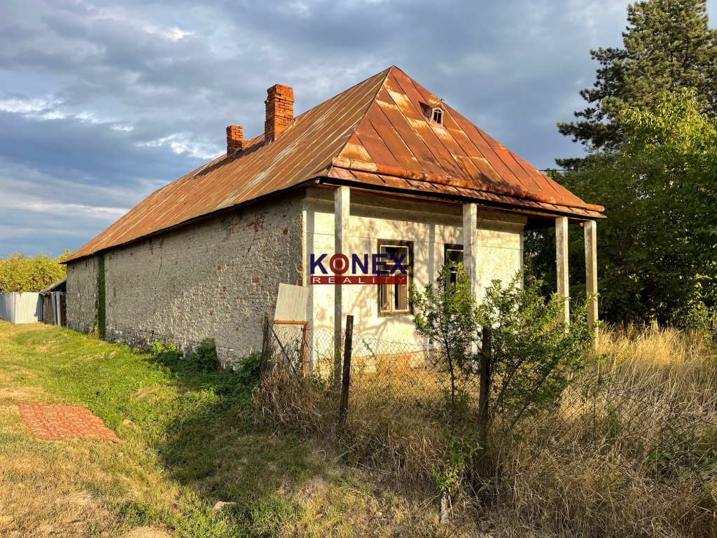 Rovný rodinný dom 9 km od Michaloviec. foto
