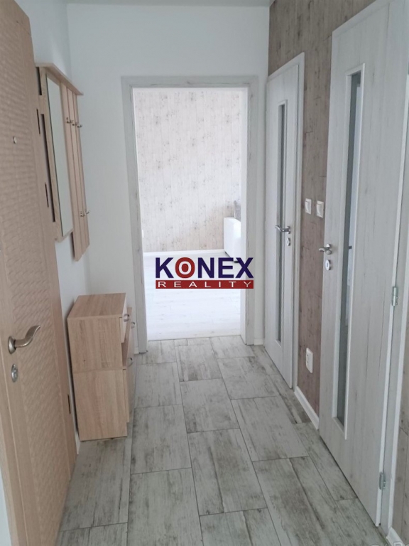 2-izbový byt po kompletnej rekonštrukcii - sídl. JUH, Michalovce foto