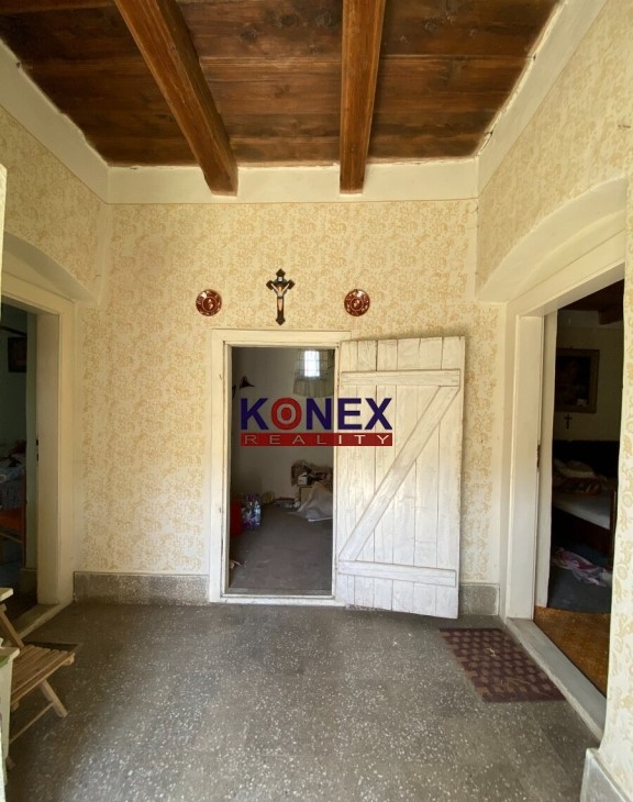 NA PREDAJ – Gazdovský dom neďaleko mesta Sárospatak, Maďarsko foto