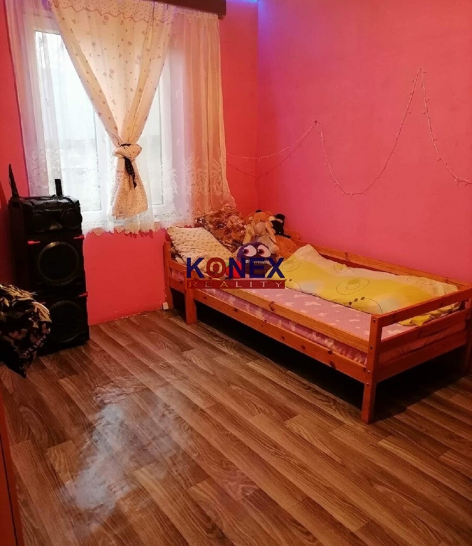 Rodinný dom pri Kráľovskom Chlmci – obec Leles foto