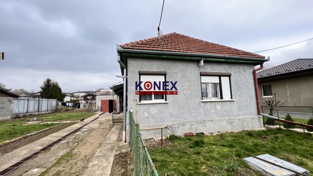 Rovný rodinný dom v Strede nad Bodrogom - PREDAJ