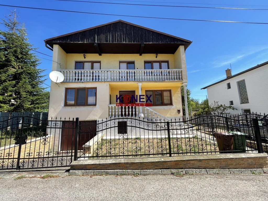 NA PRENÁJOM! Poschodový RD na Bielej hore, IBV – Michalovce.
