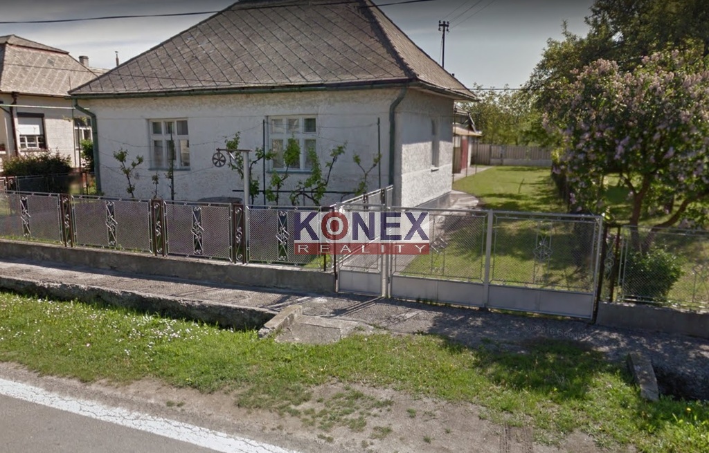 Rodinný dom v obci Kristy, 7 km od Sobraniec foto