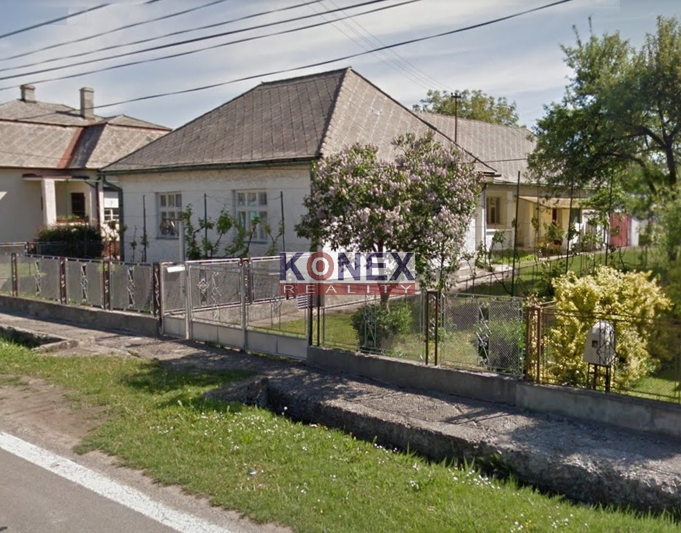 Rodinný dom v obci Kristy, 7 km od Sobraniec foto