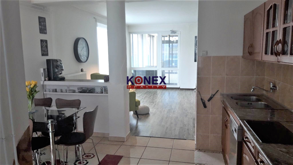 Moderný rodinný dom typu bungalov – Maďarsko, Méra foto