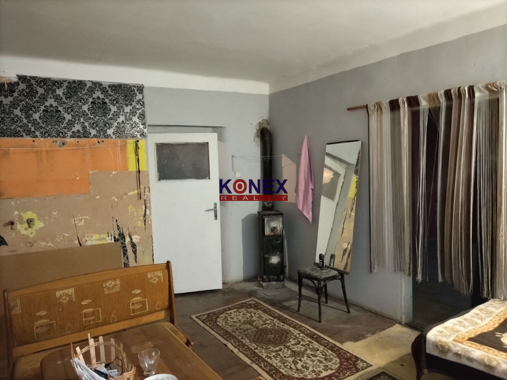 Rodinný dom v obci Vojka, 7 km od Kráľovského Chlmca foto