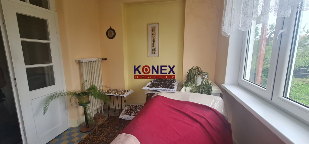 NA PREDAJ! Rodinný dom blízko centra Trebišova foto