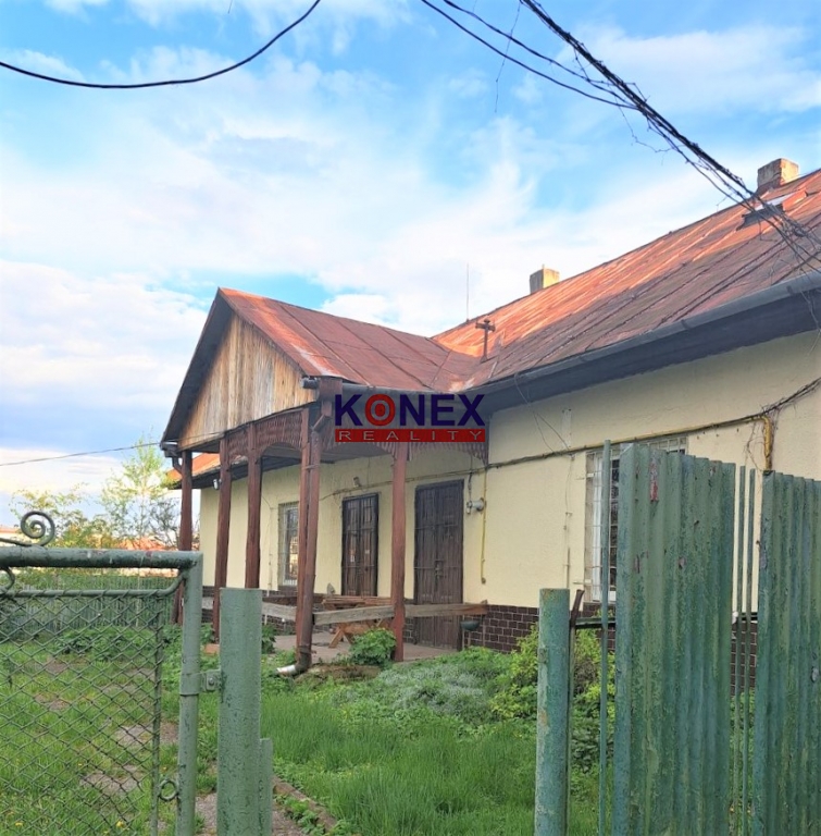 Rodinný dom v centre Sobraniec! foto