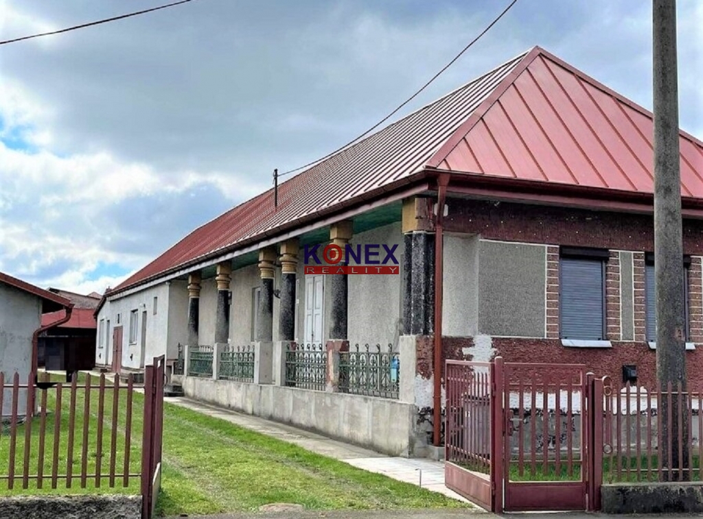 Rodinný dom/Chalupa v obci Višňov pri Sečovciach foto