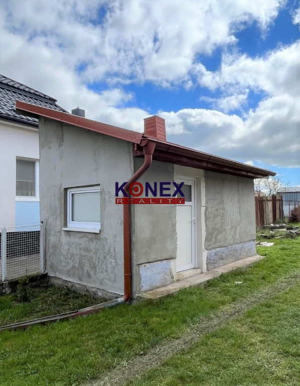 Rodinný dom/Chalupa v obci Višňov pri Sečovciach foto