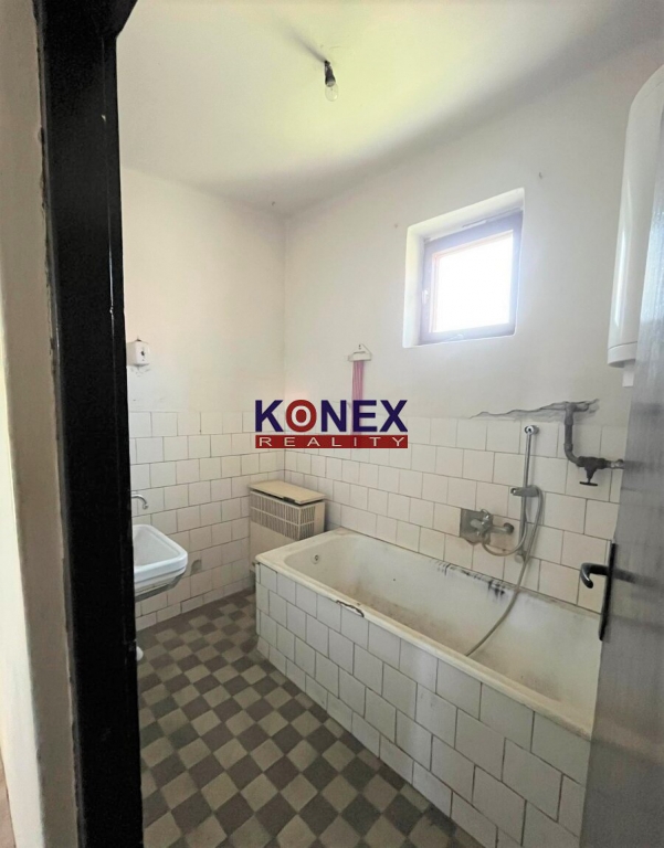 Rodinný dom/Chalupa v obci Višňov pri Sečovciach foto