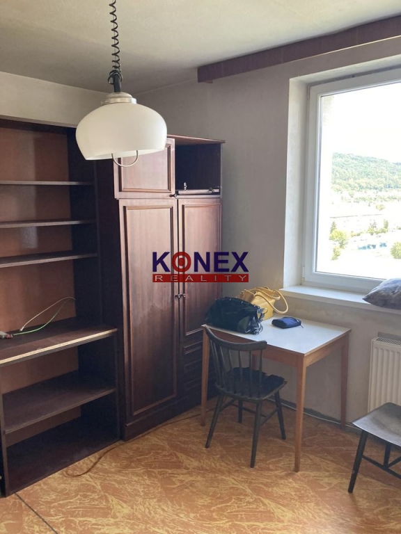NA PREDAJ! 1-izbový byt priamo v centre mesta – Humenné