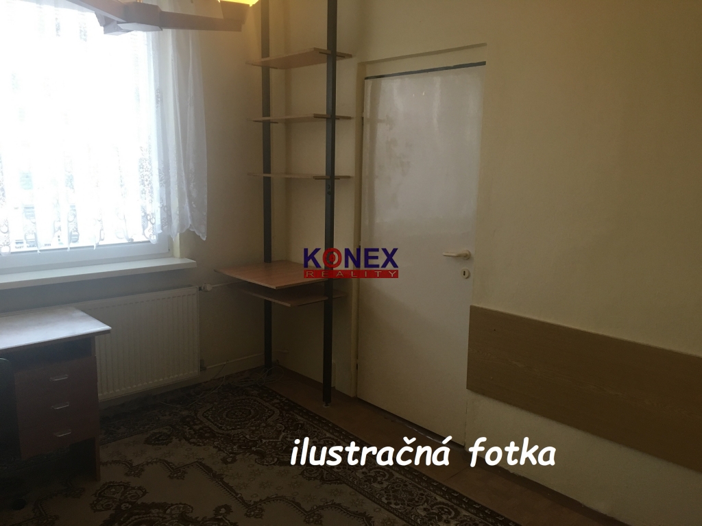 SUPER PONUKA!  3,5-izbový byt na ul. Štefánikova v Michalovciach. foto