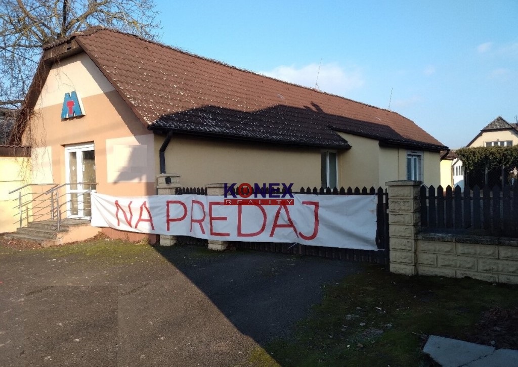 NA PREDAJ! Rodinný dom/Podnikateľský objekt v centre Trebišova