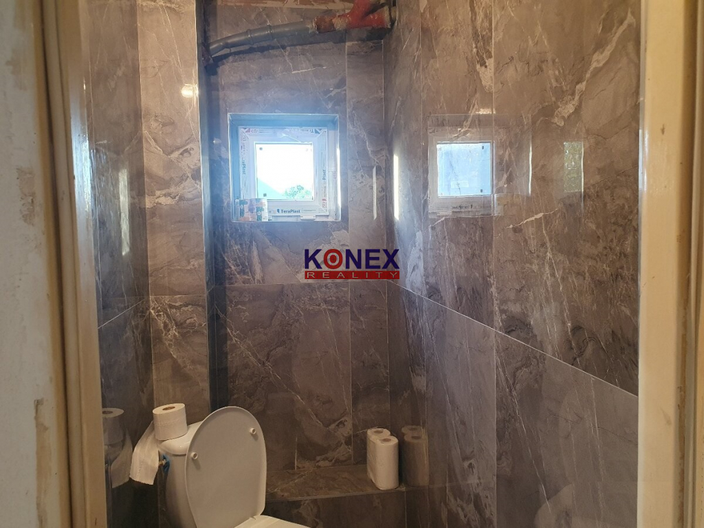 NA PREDAJ Poschodový rodinný dom v obci Senné foto