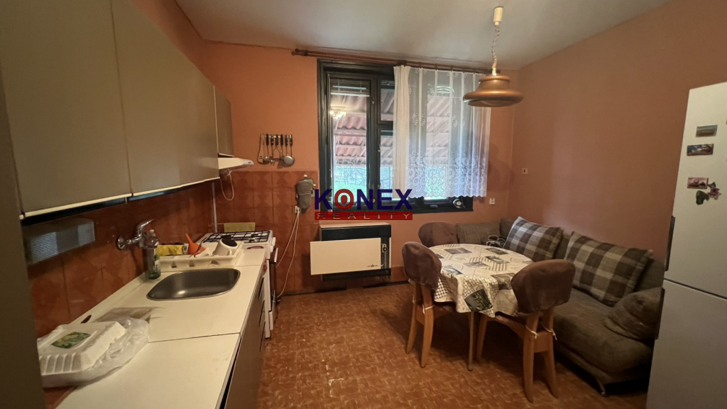 NOVINKA – Rodinný dom v obci STRETAVA foto