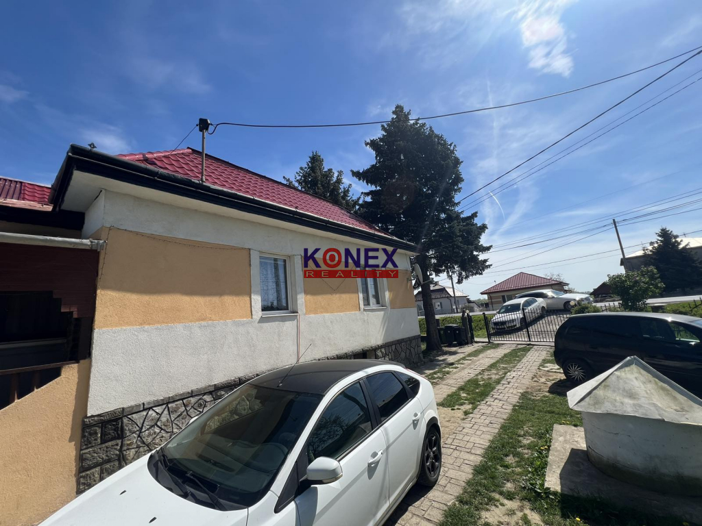 NA PREDAJ Rodinný dom v Horovciach foto