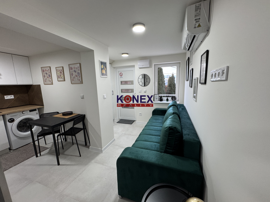 NA PRENÁJOM! Moderný novozrekonštruovaný 1-izbový byt na Šírave! foto