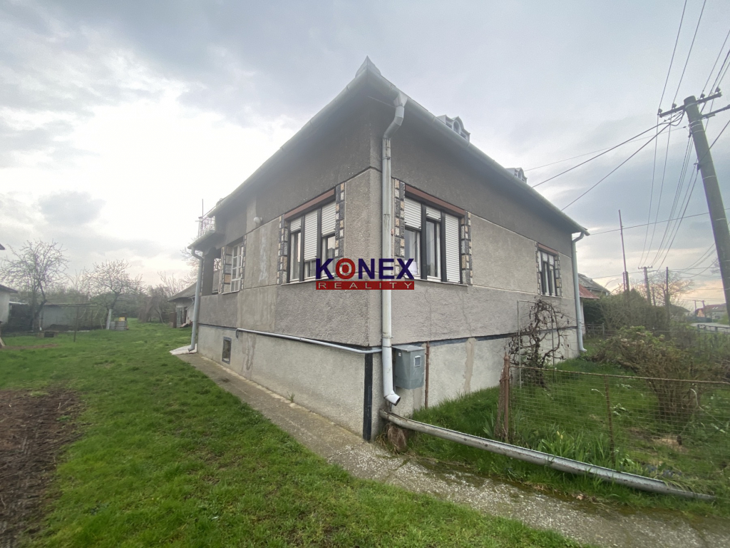 SUPER NOVINKA! RD – štvorec obec STRETAVA foto