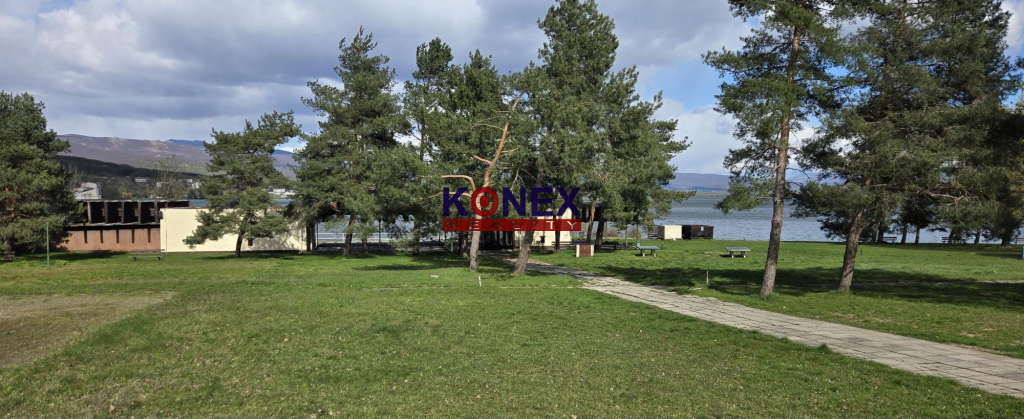 PODNIKATEĽSKÁ PRÍLEŽITOSŤ! Lodenica a rozľahlý areál na predaj – Medvedia hora foto