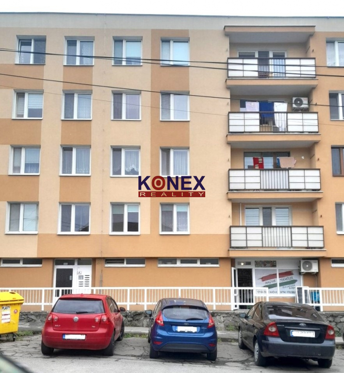 NA PREDAJ 3-izbový byt v Kráľovskom Chlmci